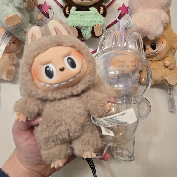 Labubu Toffee Macaron Plush Popmart - Picture 1 of 4